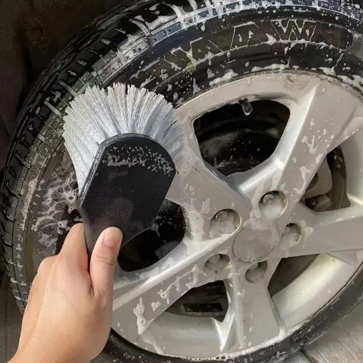 Car Wheel Cleaning Brush Detai - Car Cleaning Brush recension och pris